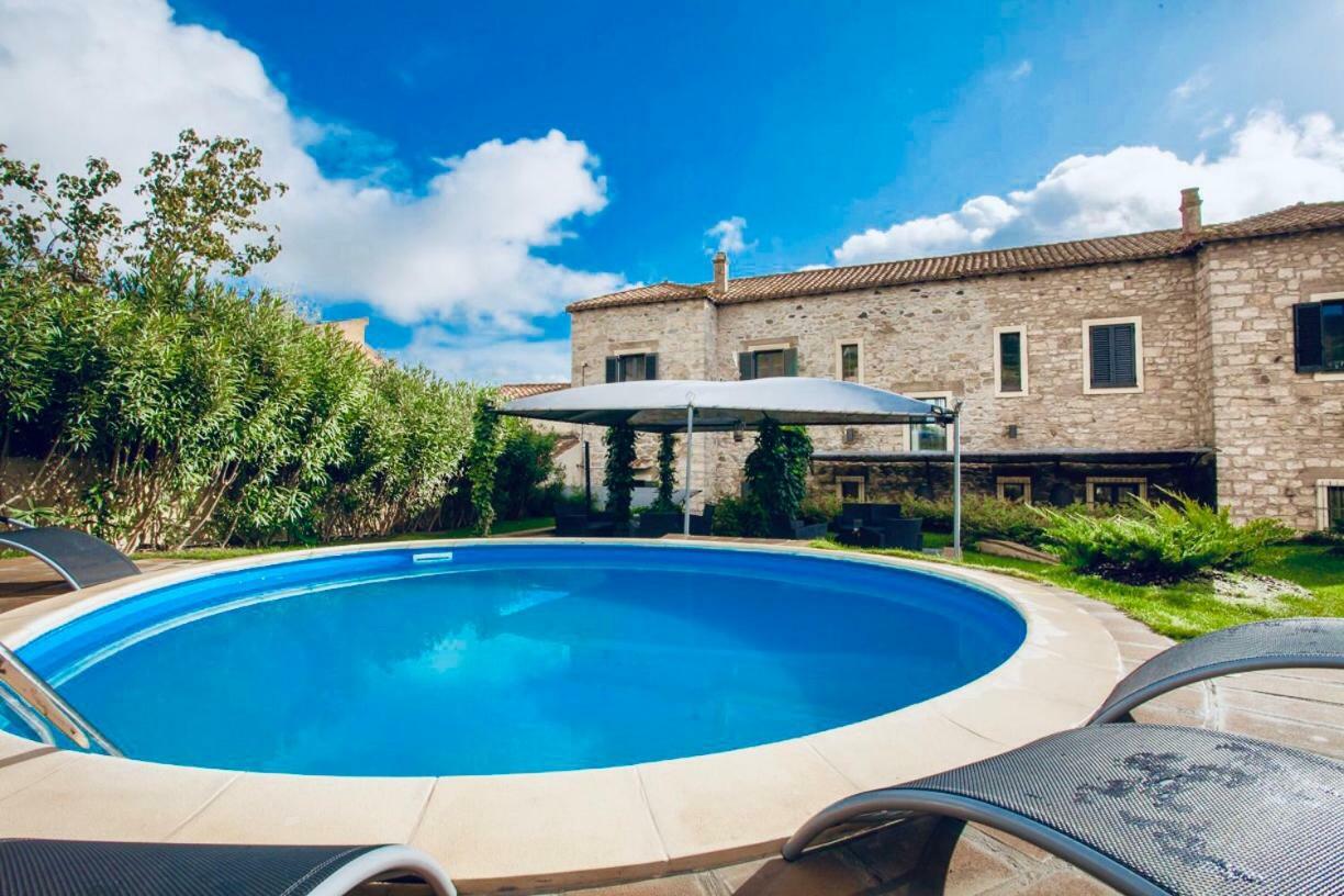 Bed and Breakfast Borgo Antico XIX Sec. Gesturi Exterior foto